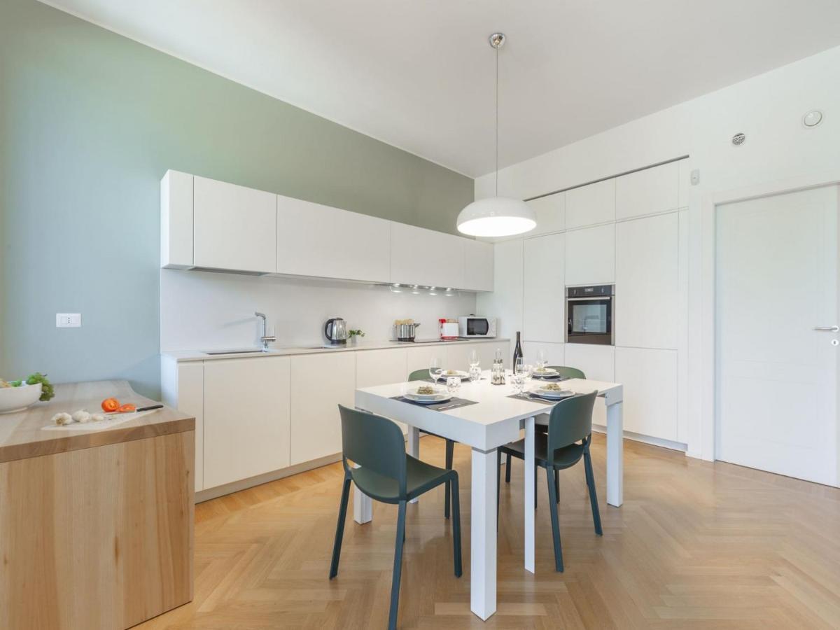 The Best Rent - Spacious Three-Bedroom Apartment With Terrace Milano Dış mekan fotoğraf