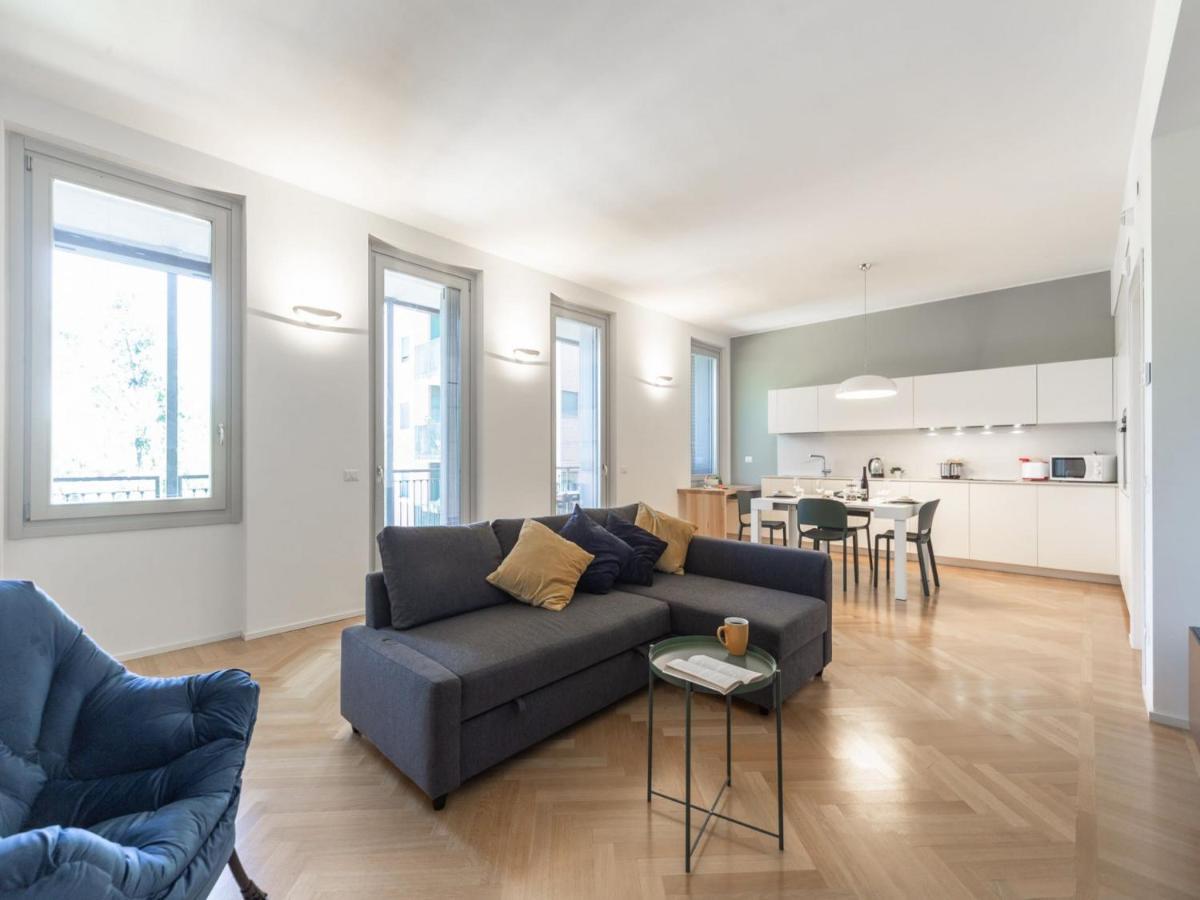 The Best Rent - Spacious Three-Bedroom Apartment With Terrace Milano Dış mekan fotoğraf